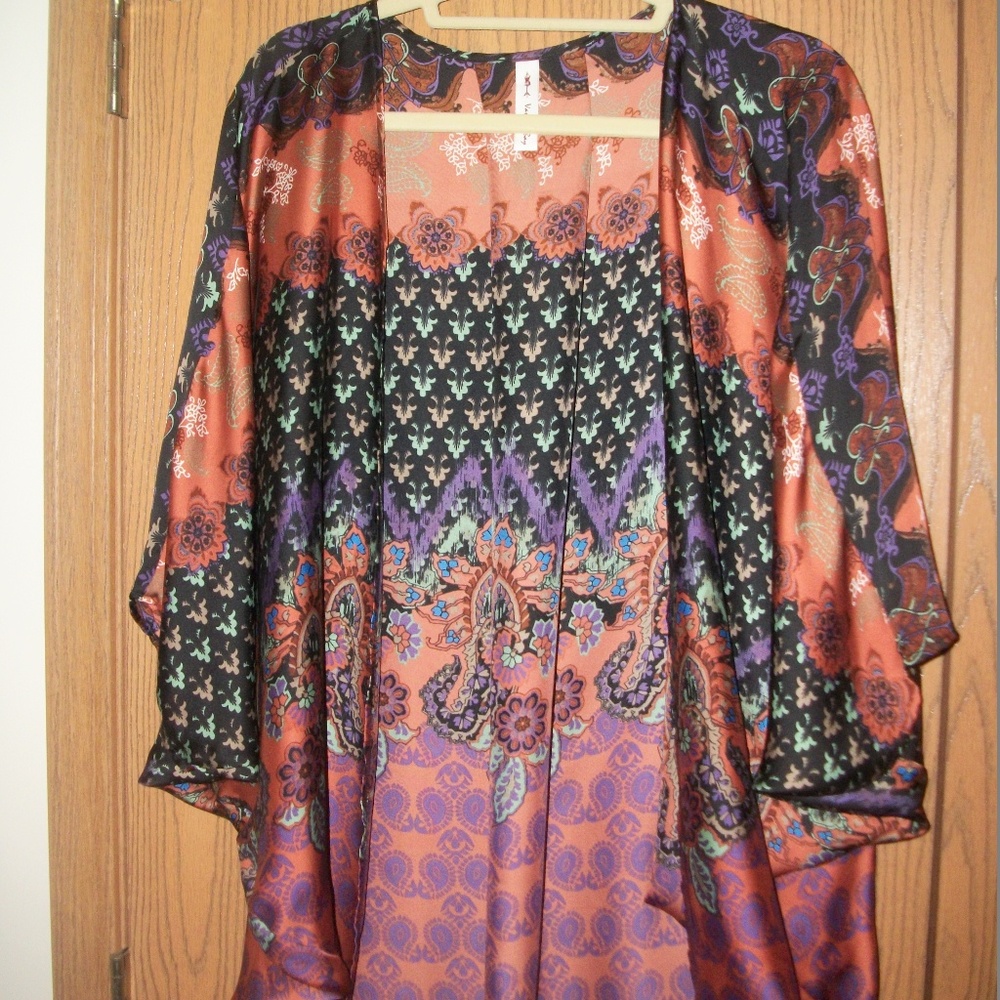 VANILLA SKY KIMONO SIZE L
